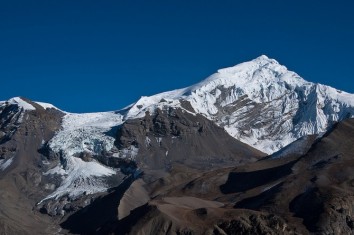 Chulu West peak climbing